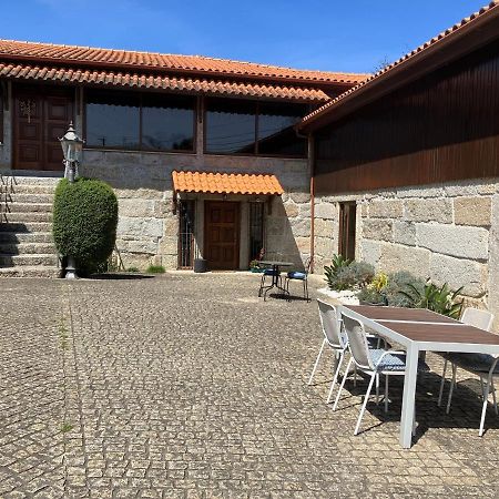 Bergui Guesthouse - Guimarães Exteriör bild