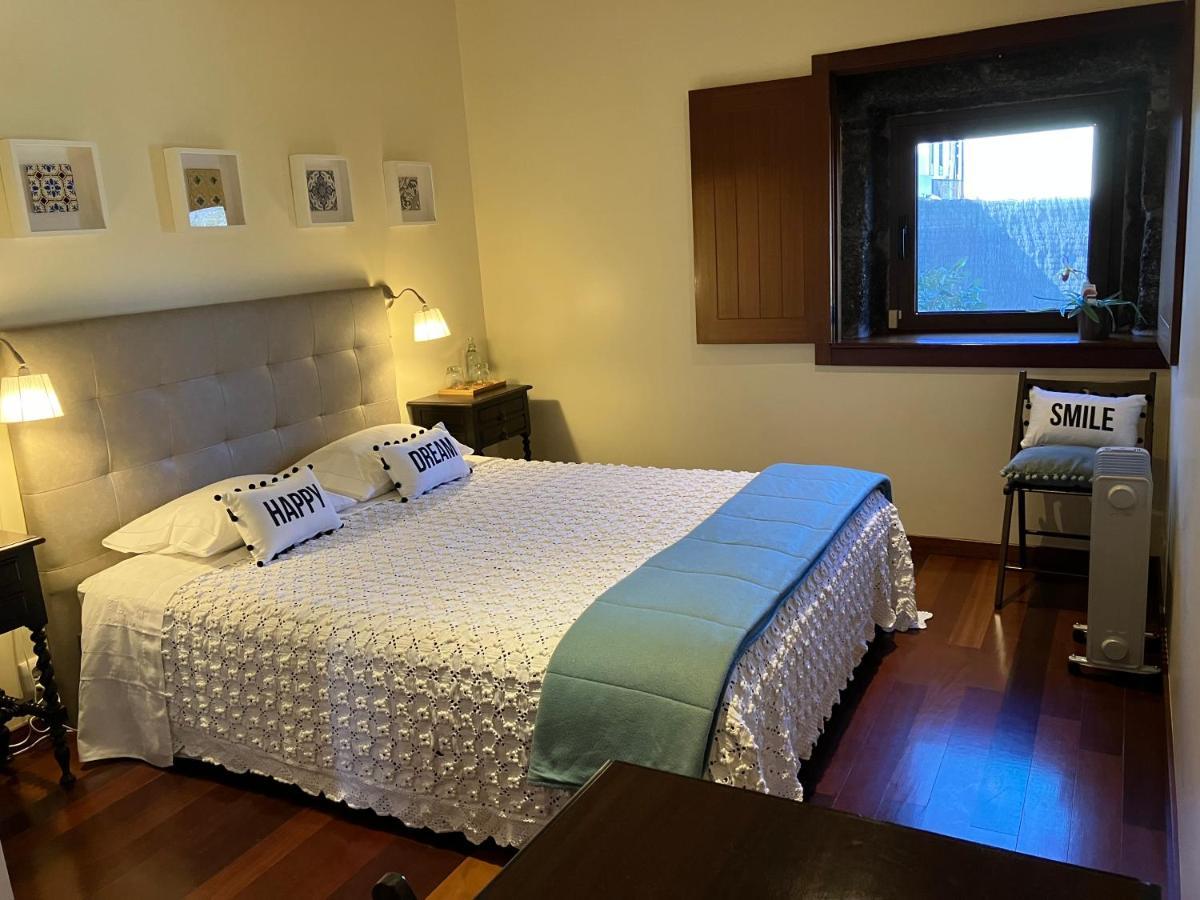 Bergui Guesthouse - Guimarães Exteriör bild